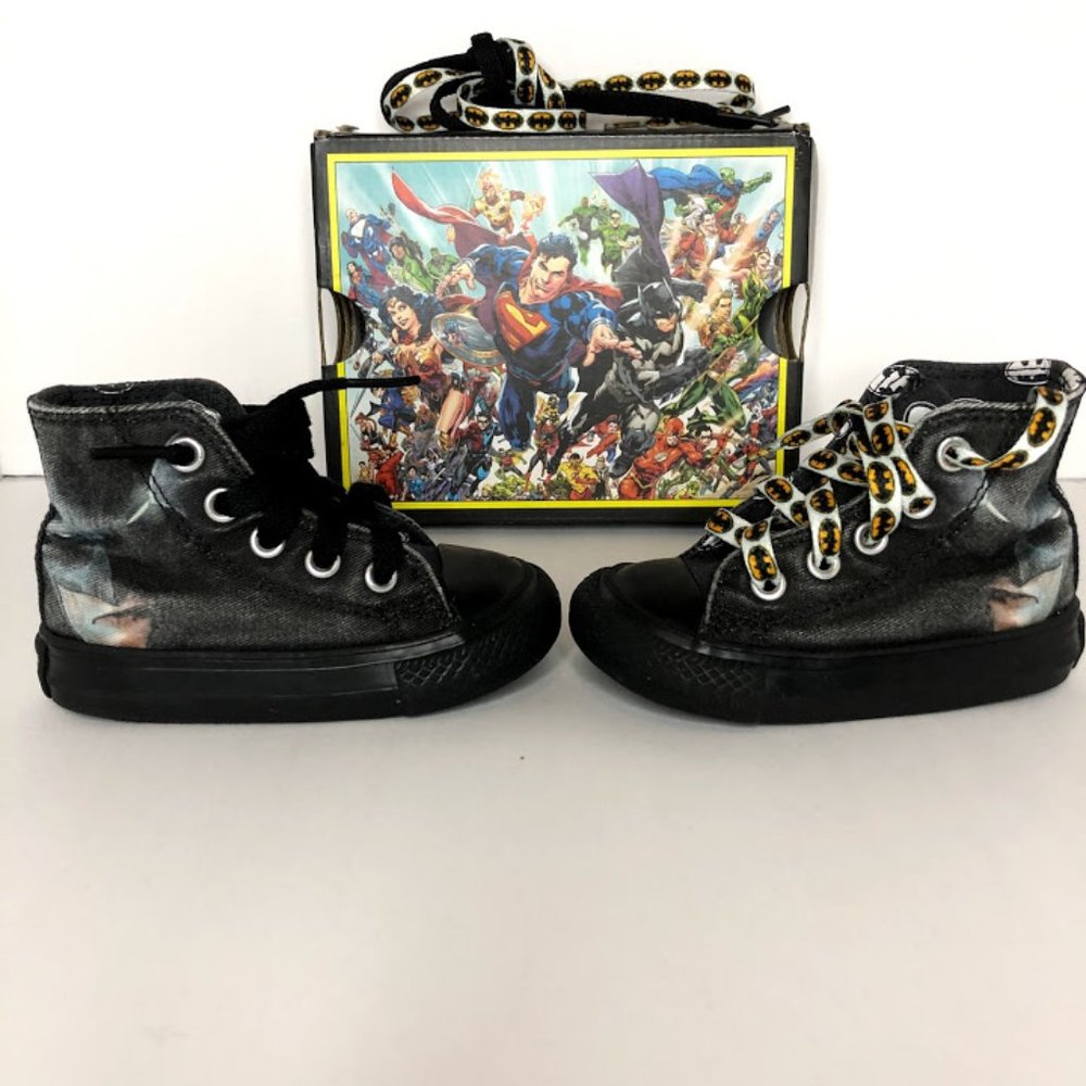 DC Comics Batman Converse Size 4 Baby/Toddler